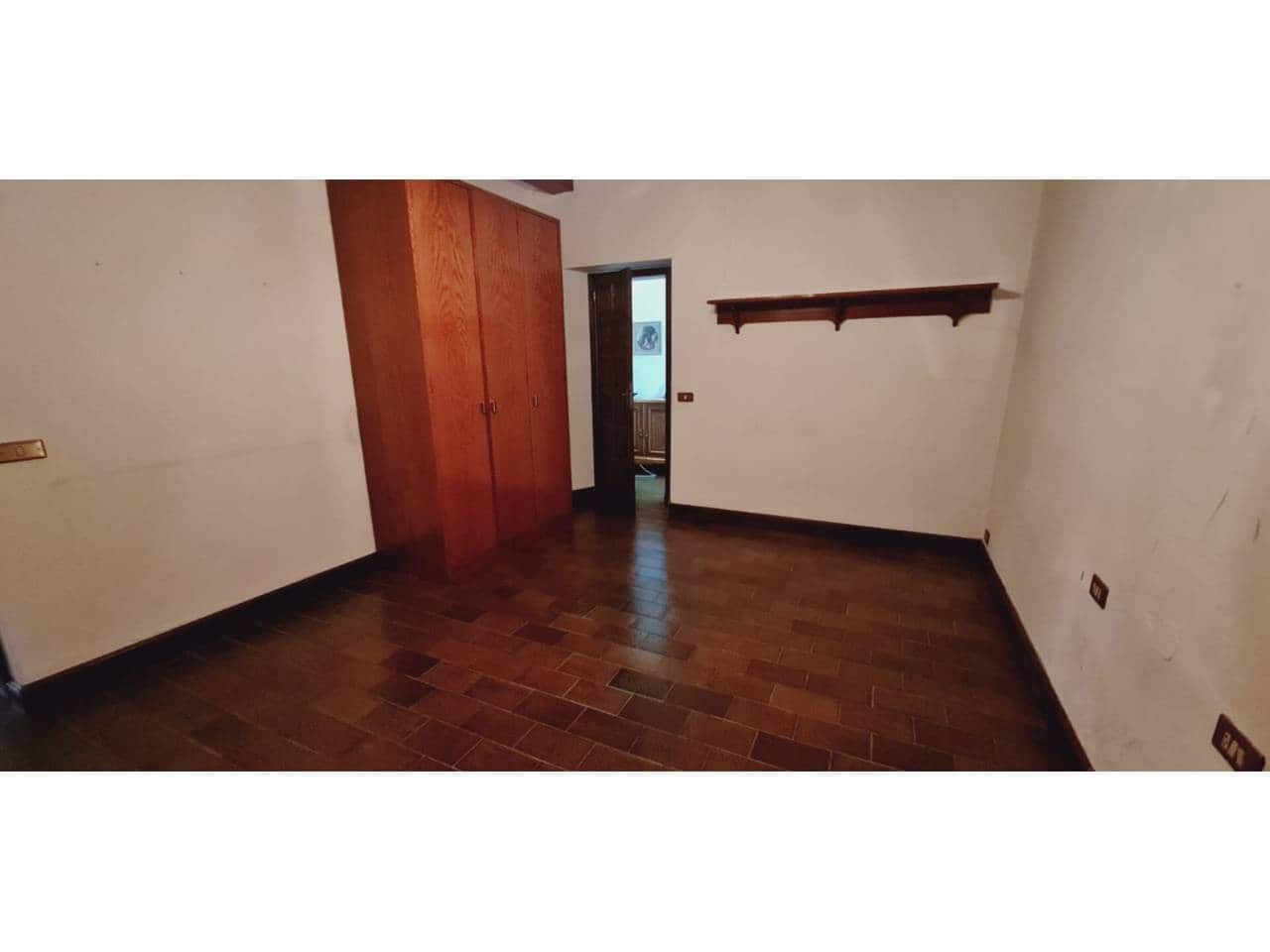 10 soveværelse Finca/Landehus til salg i Les Franqueses del Valles med garage - € 750.000 (Ref: 8900759)