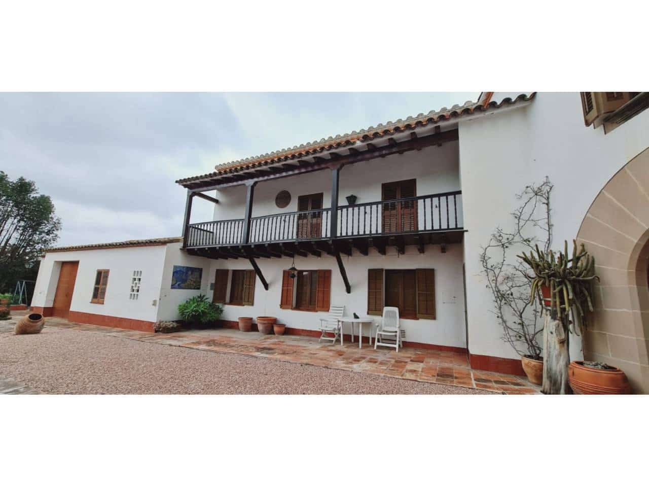 10 soveværelse Finca/Landehus til salg i Les Franqueses del Valles med garage - € 750.000 (Ref: 8900759)