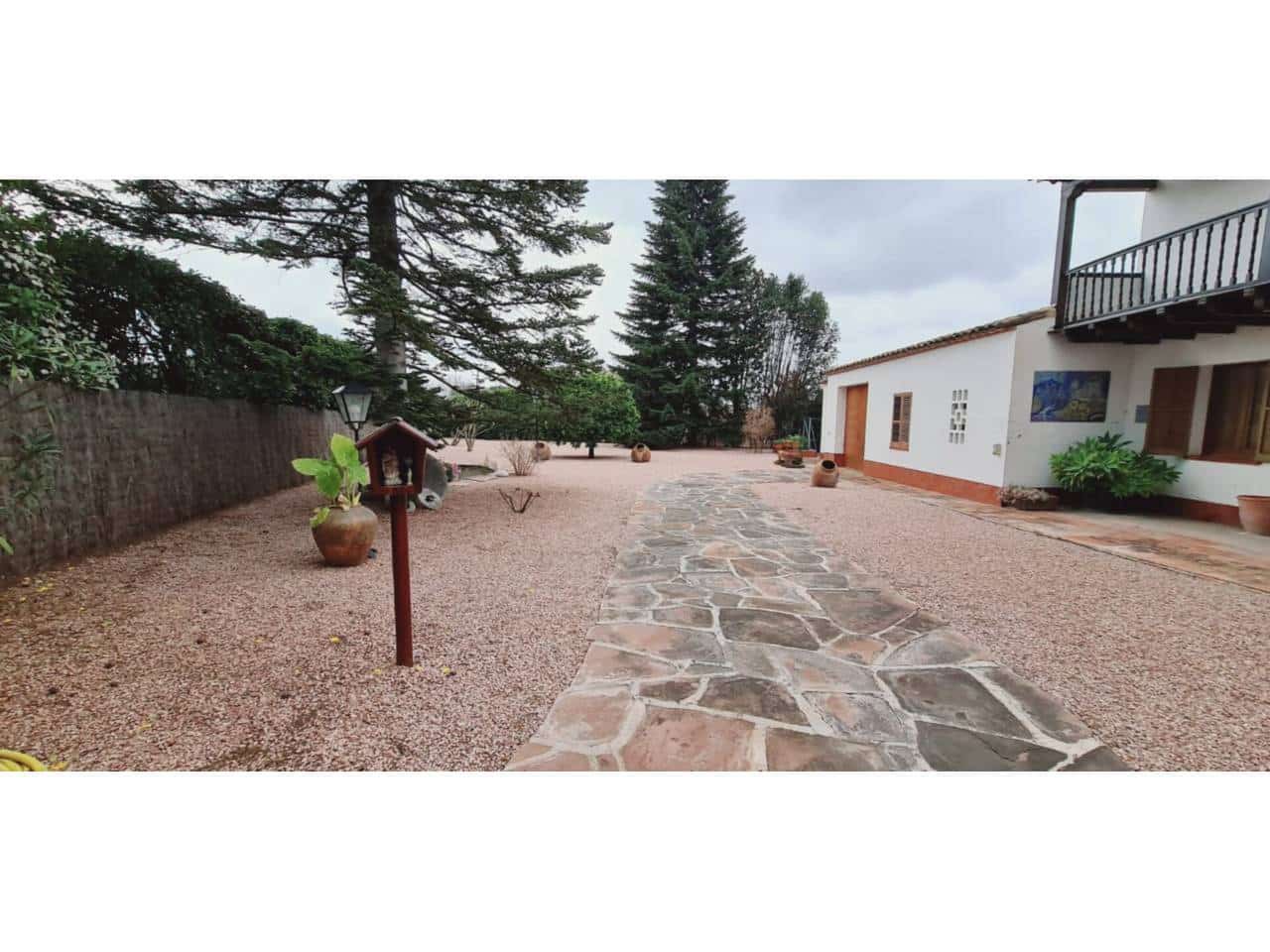 10 soveværelse Finca/Landehus til salg i Les Franqueses del Valles med garage - € 750.000 (Ref: 8900759)