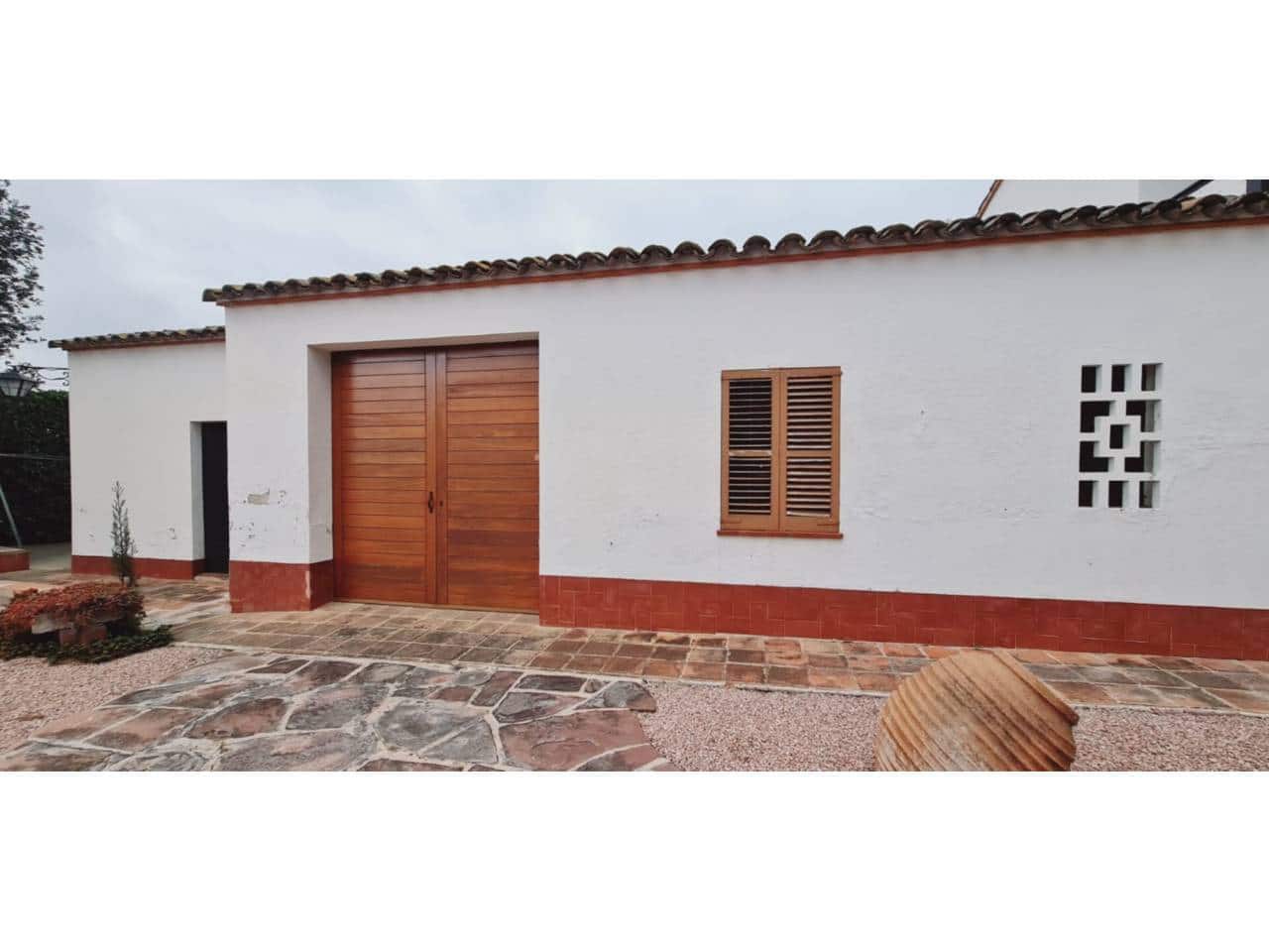 10 soveværelse Finca/Landehus til salg i Les Franqueses del Valles med garage - € 750.000 (Ref: 8900759)