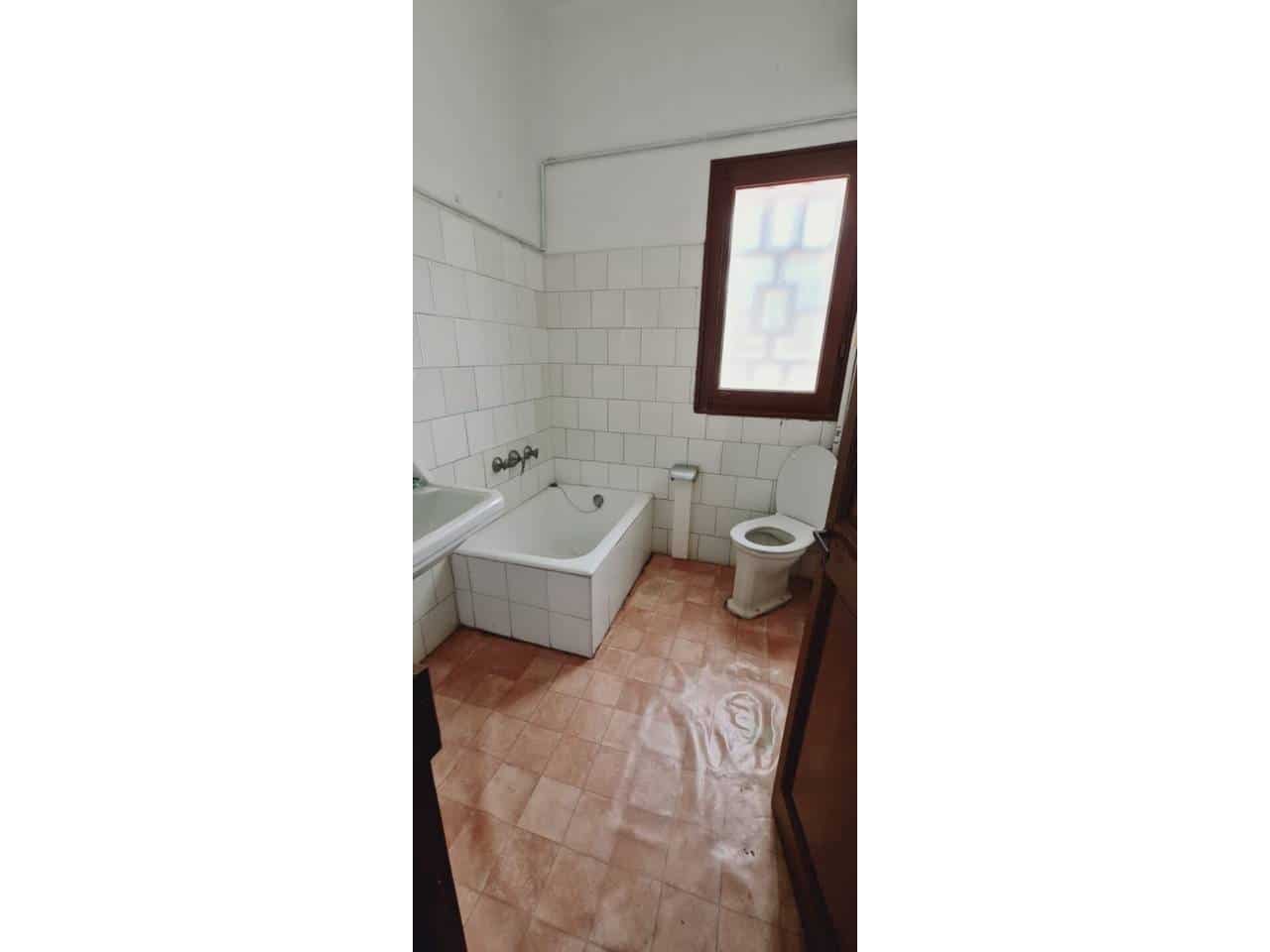 10 soveværelse Finca/Landehus til salg i Les Franqueses del Valles med garage - € 750.000 (Ref: 8900759)