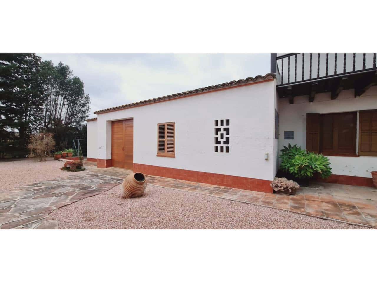 10 soveværelse Finca/Landehus til salg i Les Franqueses del Valles med garage - € 750.000 (Ref: 8900759)