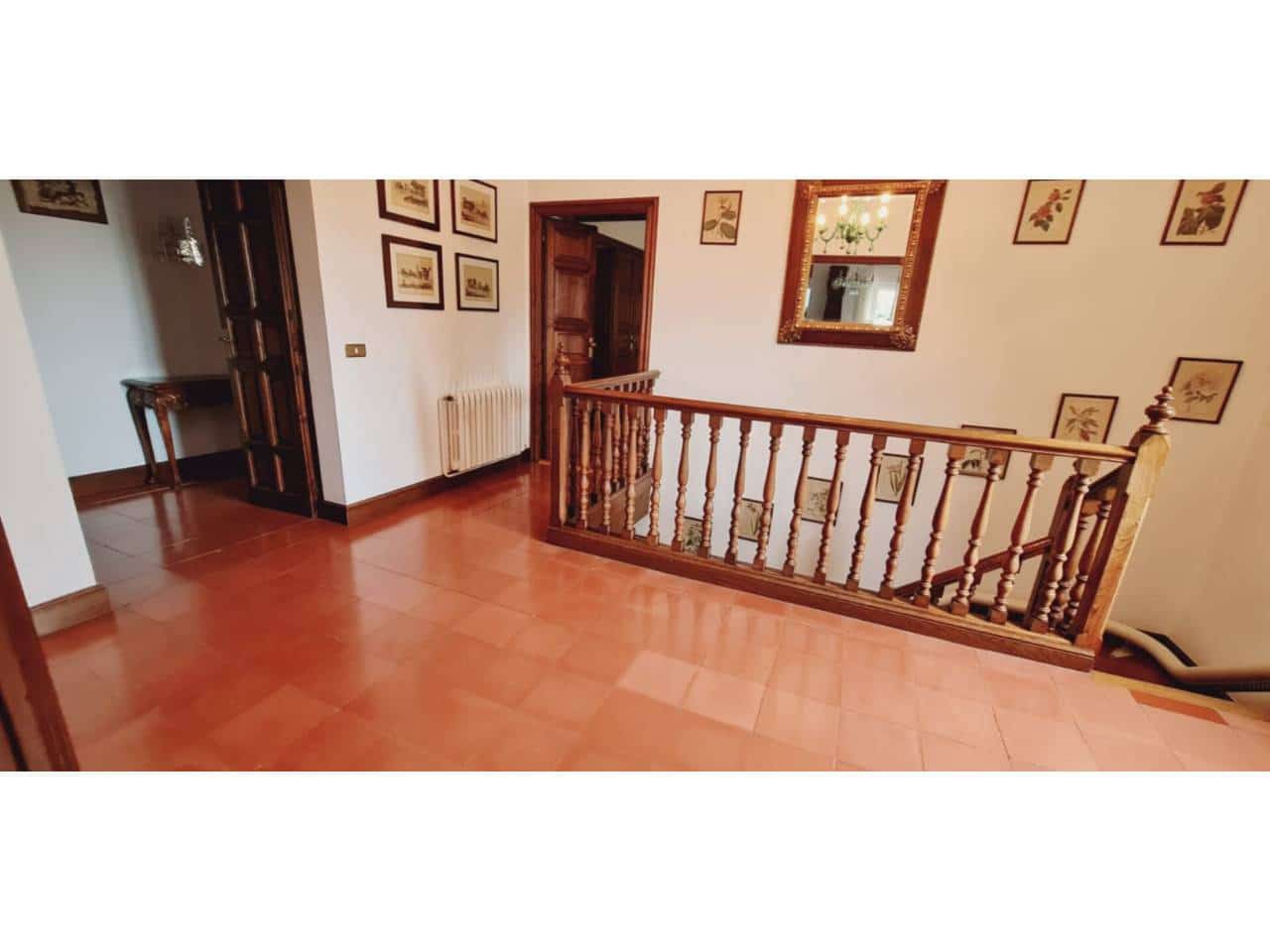 10 soveværelse Finca/Landehus til salg i Les Franqueses del Valles med garage - € 750.000 (Ref: 8900759)