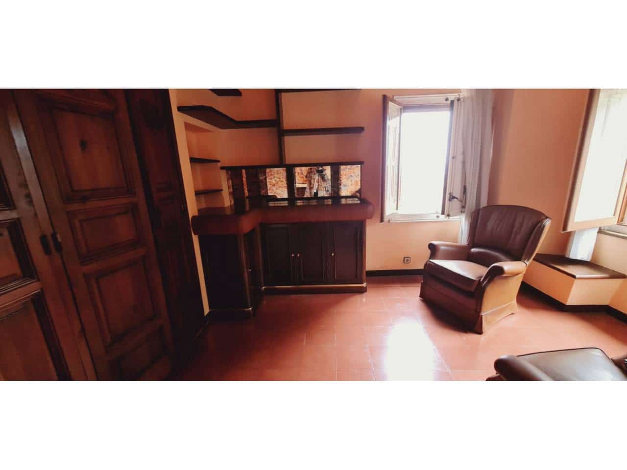 10 soveværelse Finca/Landehus til salg i Les Franqueses del Valles med garage - € 750.000 (Ref: 8900759)