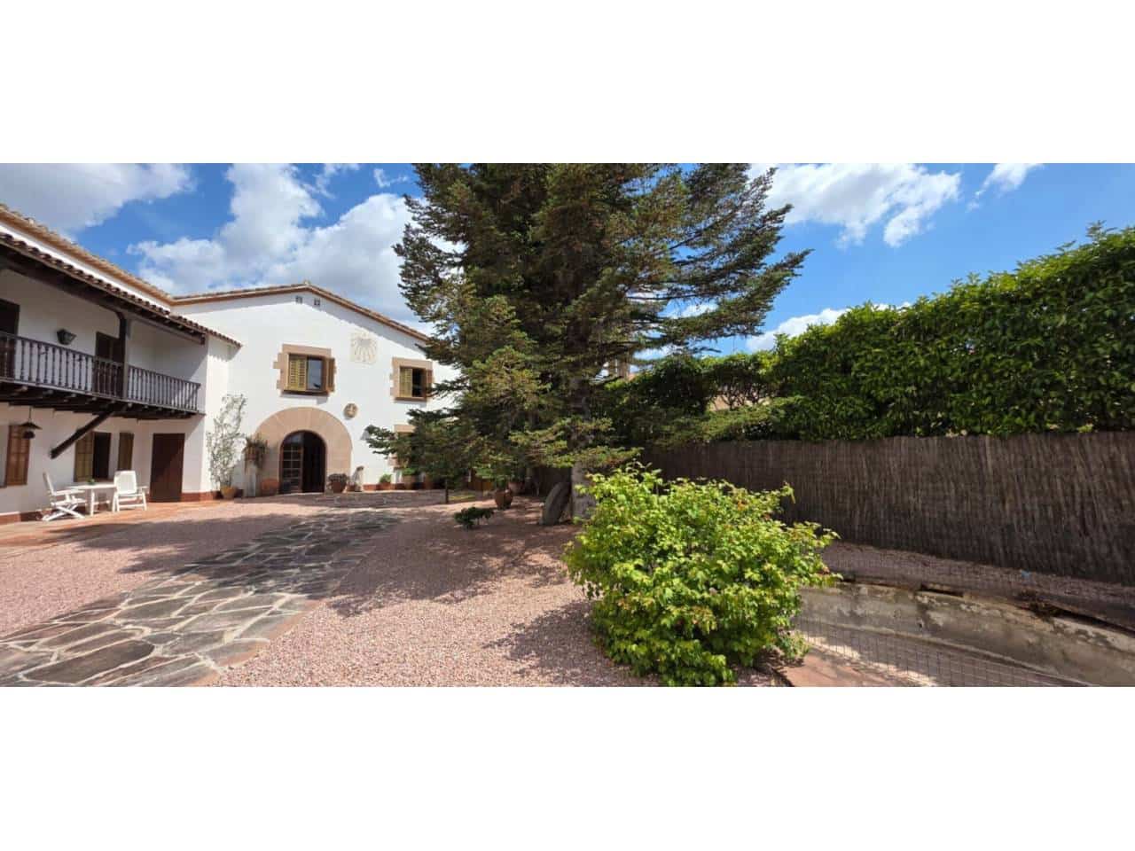 10 soveværelse Finca/Landehus til salg i Les Franqueses del Valles med garage - € 750.000 (Ref: 8900759)