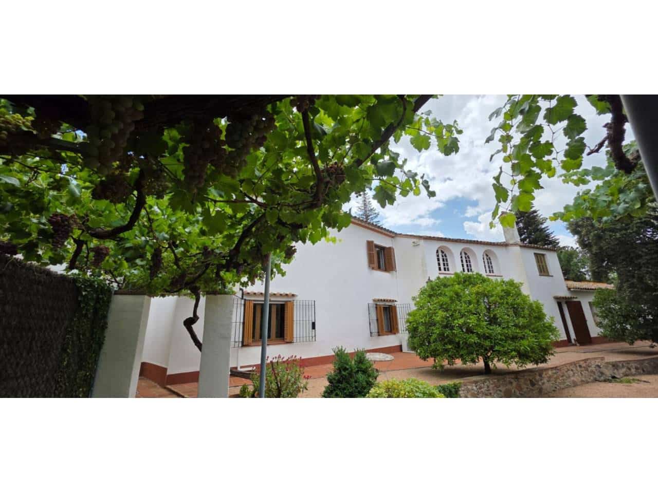 10 soveværelse Finca/Landehus til salg i Les Franqueses del Valles med garage - € 750.000 (Ref: 8900759)