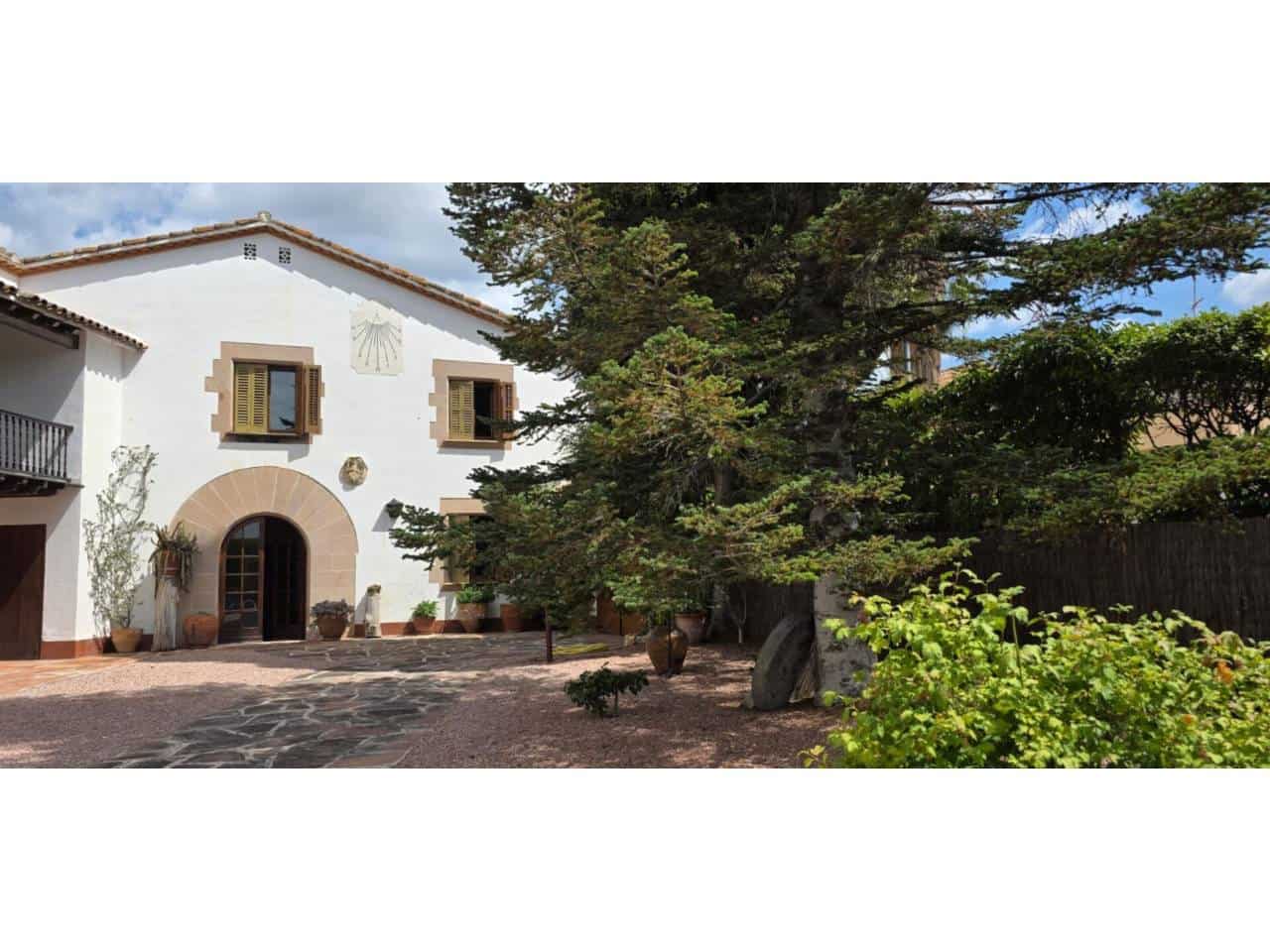 10 soveværelse Finca/Landehus til salg i Les Franqueses del Valles med garage - € 750.000 (Ref: 8900759)