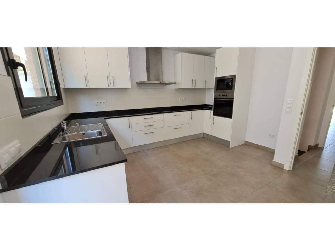 5 soveværelse Villa til salg i Sant Andreu de Llavaneres med garage - € 575.000 (Ref: 9108169)