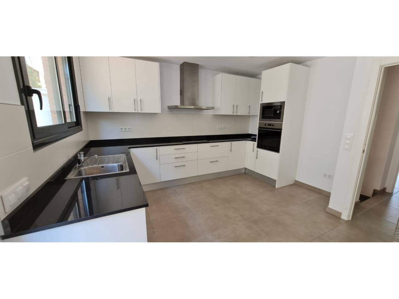 5 soveværelse Villa til salg i Sant Andreu de Llavaneres med garage - € 575.000 (Ref: 9108169)