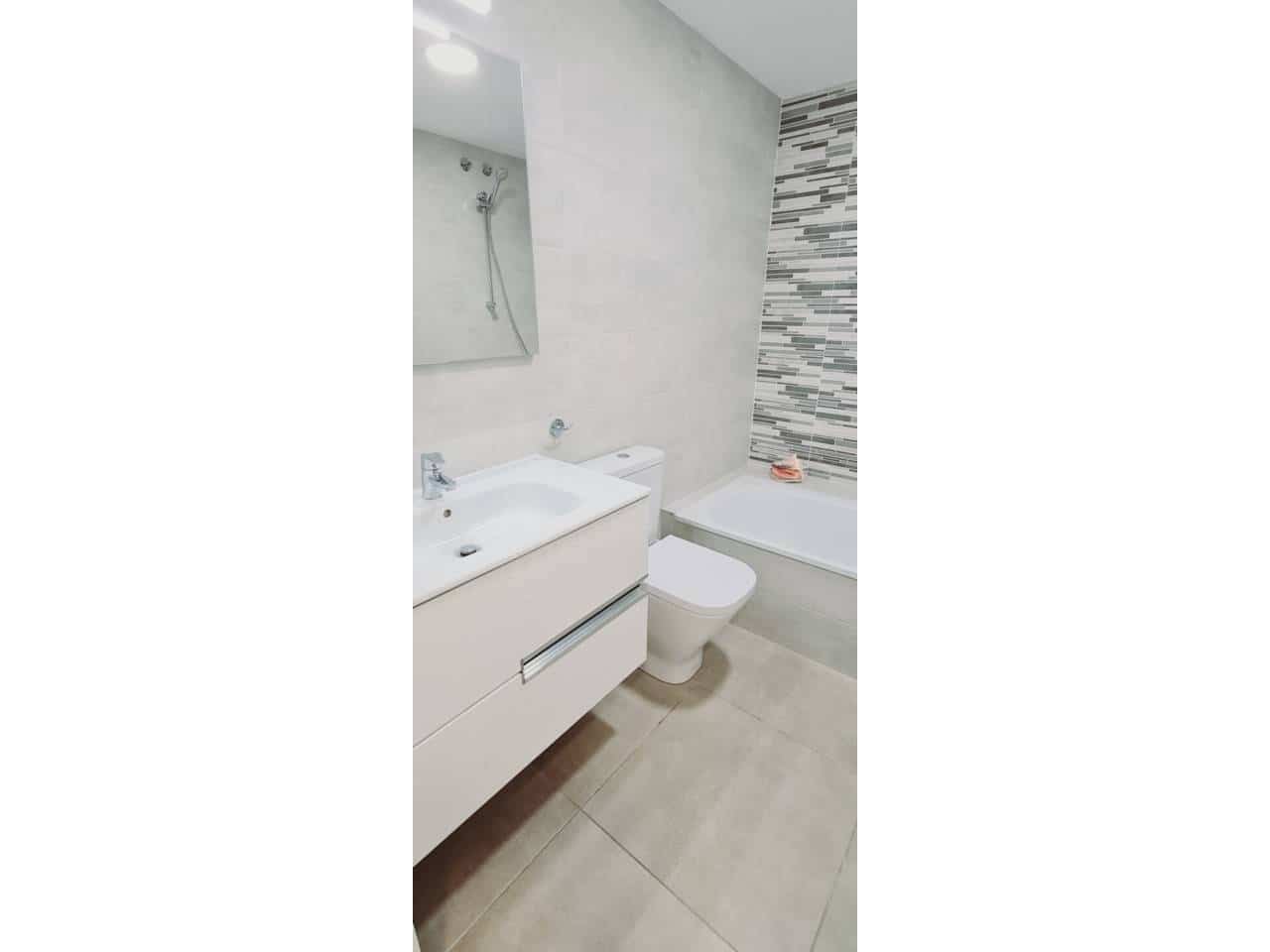 5 soveværelse Villa til salg i Sant Andreu de Llavaneres med garage - € 575.000 (Ref: 9108169)