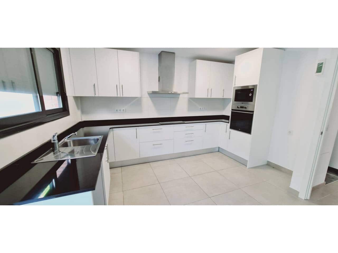 5 soveværelse Villa til salg i Sant Andreu de Llavaneres med garage - € 575.000 (Ref: 9108169)