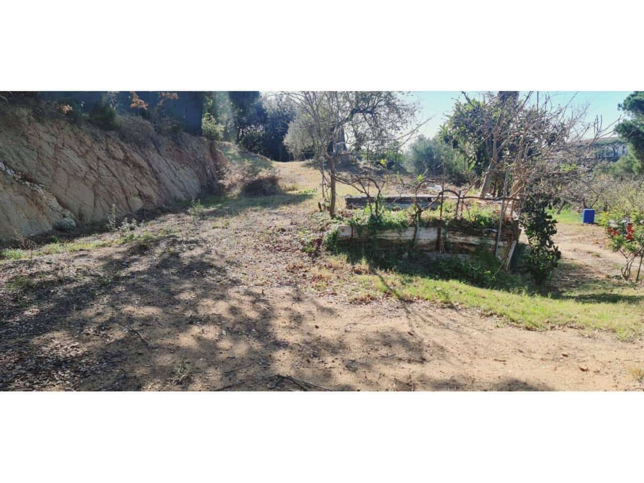 Undeveloped Land for sale in Badalona - € 150,000 (Ref: 9312218)