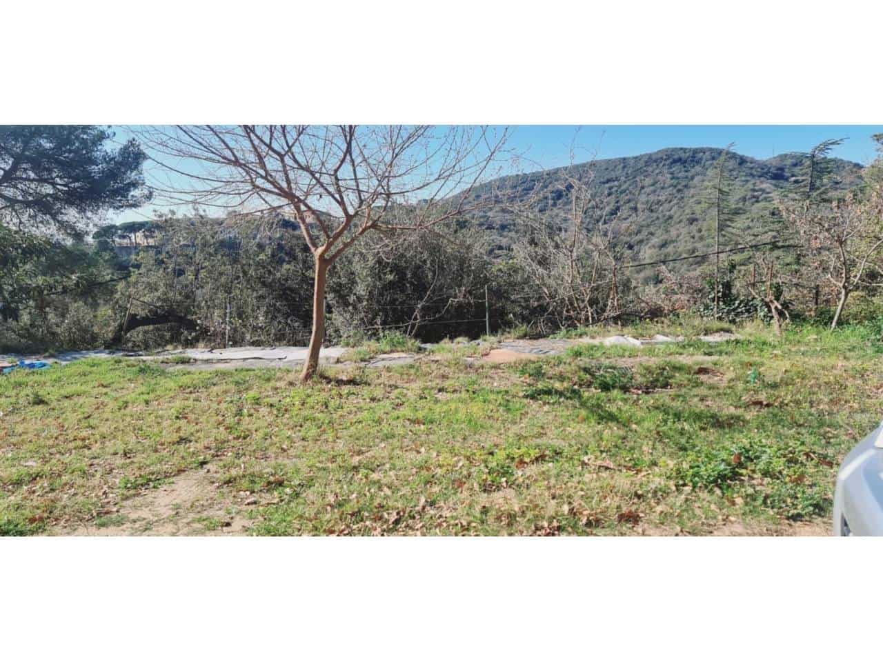 Undeveloped Land for sale in Badalona - € 150,000 (Ref: 9312218)