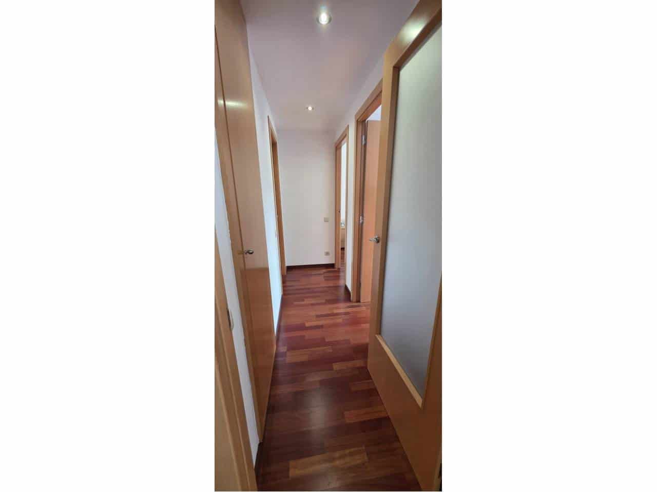 2 makuuhuone Asunto myytävänä paikassa Granollers mukana 
autotalli - 222 700 € (Ref: 9356519)