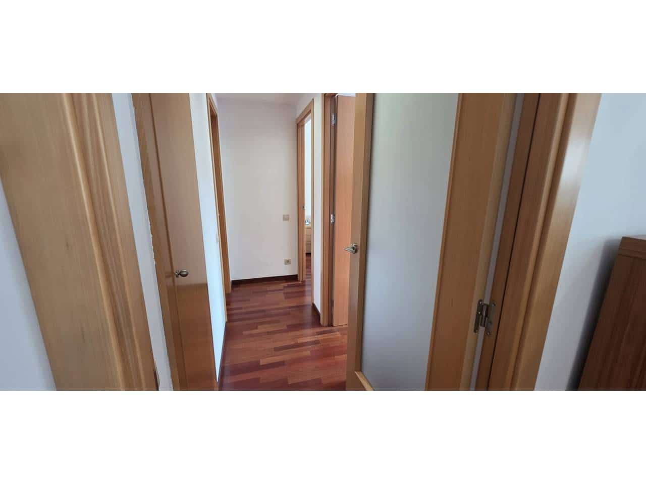 2 makuuhuone Asunto myytävänä paikassa Granollers mukana 
autotalli - 222 700 € (Ref: 9356519)