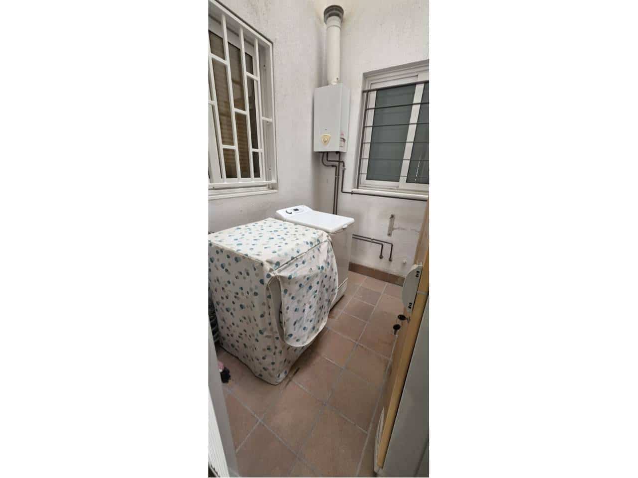 2 makuuhuone Asunto myytävänä paikassa Granollers mukana 
autotalli - 222 700 € (Ref: 9356519)