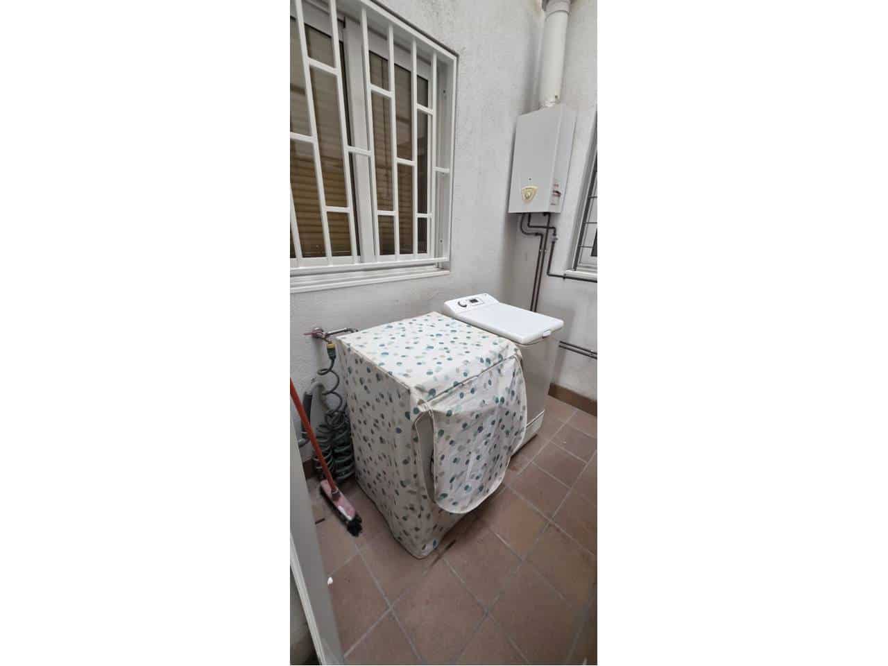 2 makuuhuone Asunto myytävänä paikassa Granollers mukana 
autotalli - 222 700 € (Ref: 9356519)