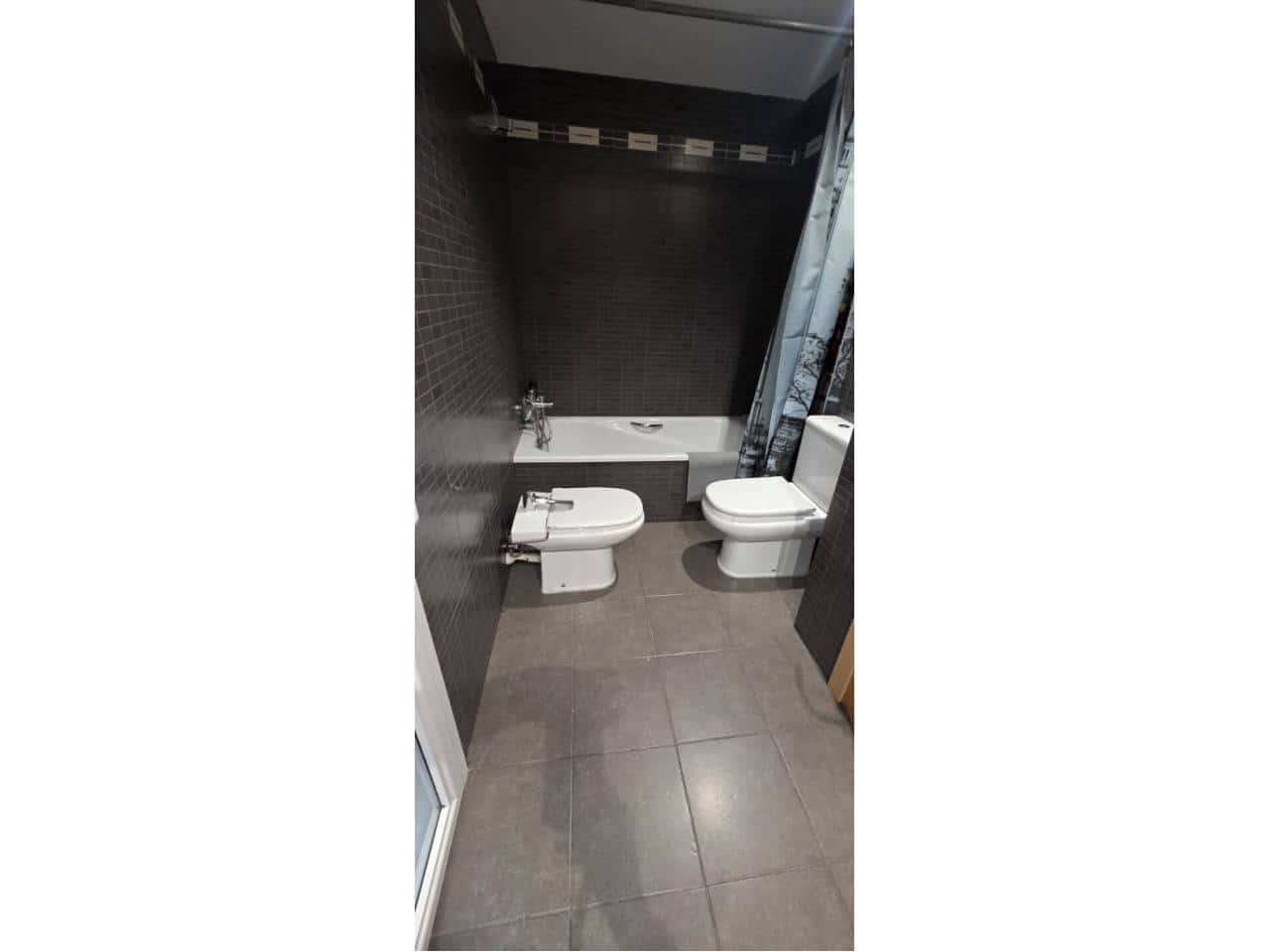 2 makuuhuone Asunto myytävänä paikassa Granollers mukana 
autotalli - 222 700 € (Ref: 9356519)