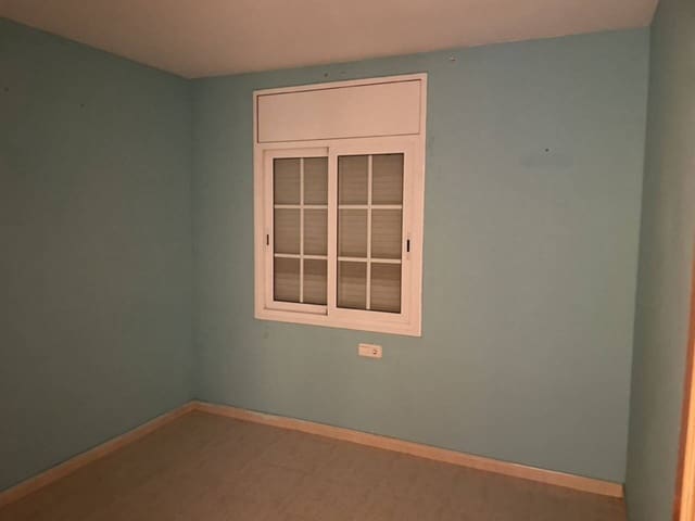 4 Zimmer Haus zu verkaufen in Calafell mit Garage - 371.000 € (Ref: 9357795)