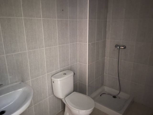 4 Zimmer Haus zu verkaufen in Calafell mit Garage - 371.000 € (Ref: 9357795)