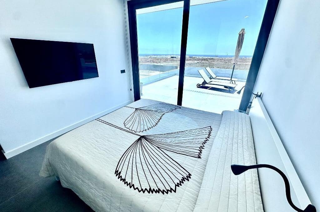 3 quarto Moradia para venda em Costa Teguise com piscina garagem - 880 000 € (Ref: 10031086)