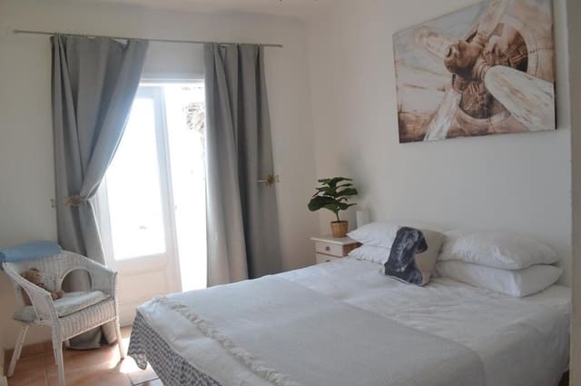 3 chambre Bungalow à vendre à Tías avec piscine - 400 000 € (Ref: 10076943)