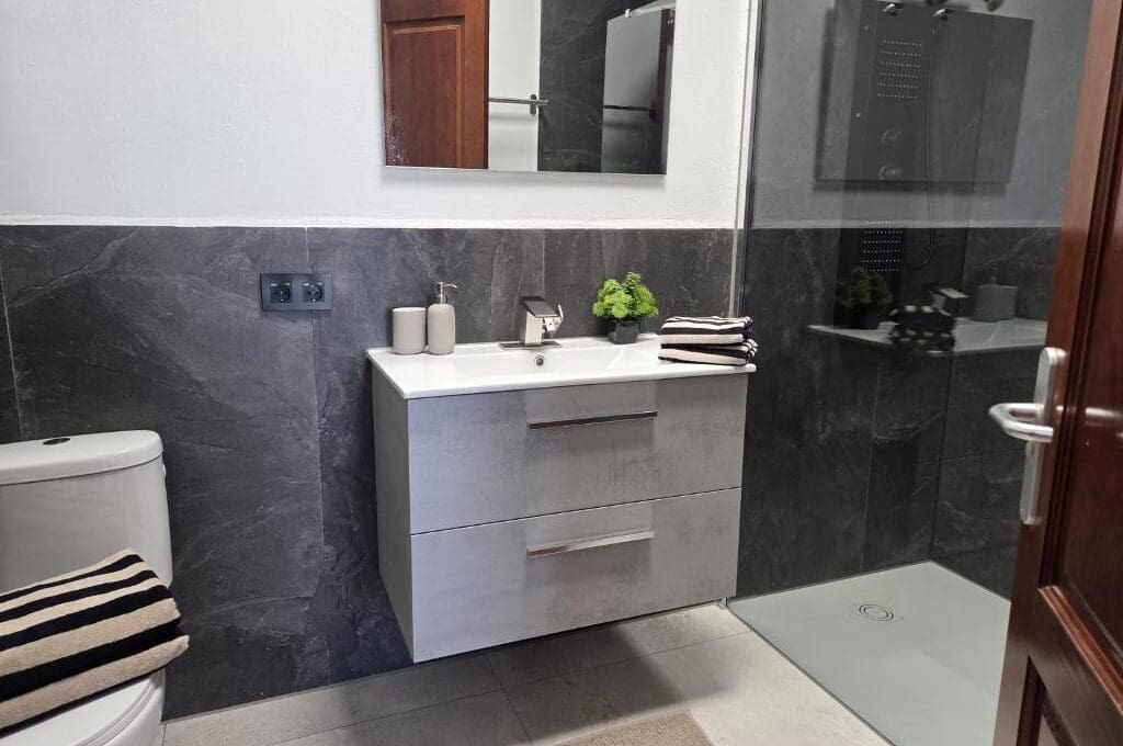 4 chambre Villa/Maison à vendre à Playa Blanca avec piscine - 699 000 € (Ref: 10136527)