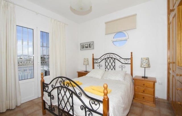 7 soveværelse Villa til salg i Puerto del Carmen, Tías med swimmingpool - € 1.480.000 (Ref: 7310409)