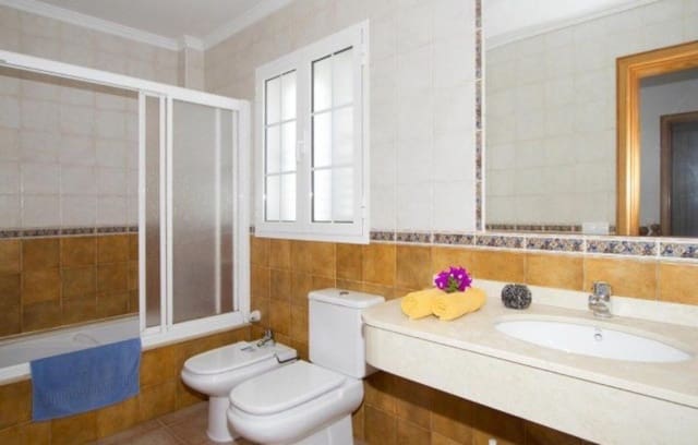 7 soveværelse Villa til salg i Puerto del Carmen, Tías med swimmingpool - € 1.480.000 (Ref: 7310409)