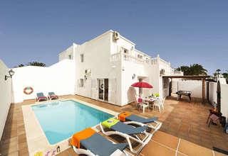 7 sovrum Villa till salu i Puerto del Carmen, Tías med pool - 1 480 000 € (Ref: 7310409)