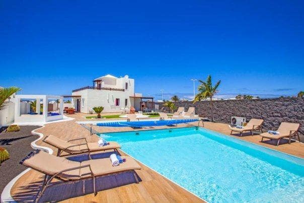 4 soveværelse Villa til salg i Montana Roja med swimmingpool - € 640.000 (Ref: 7532083)