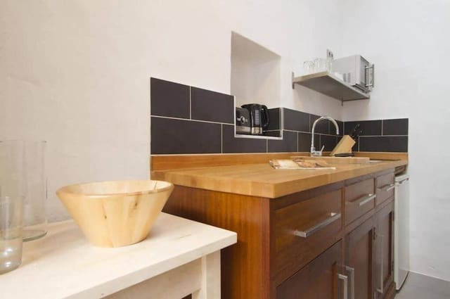 6 Zimmer Villa zu verkaufen in Tiagua, Teguise mit Pool - 895.000 € (Ref: 7779739)