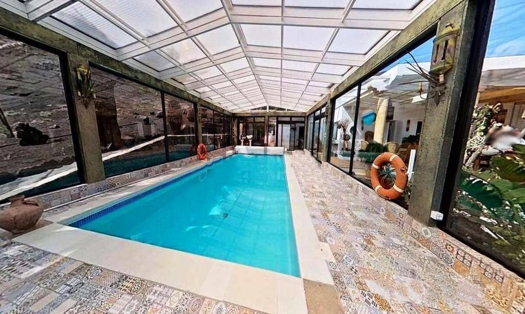 6 soveværelse Villa til salg i La Asomada med swimmingpool - € 2.500.000 (Ref: 8288929)