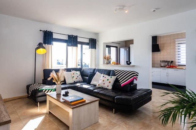 5 camera da letto Villa in vendita in Playa Blanca, Yaiza con piscina - 750.000 € (Rif: 8873366)