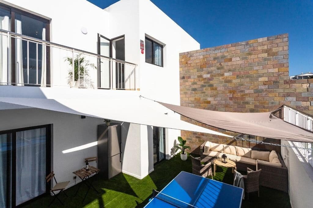 5 chambre Villa/Maison à vendre à Playa Blanca avec piscine - 750 000 € (Ref: 8873366)