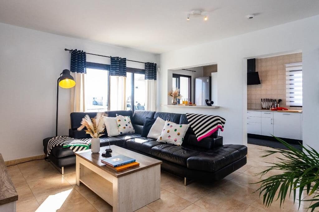 5 chambre Villa/Maison à vendre à Playa Blanca avec piscine - 750 000 € (Ref: 8873366)