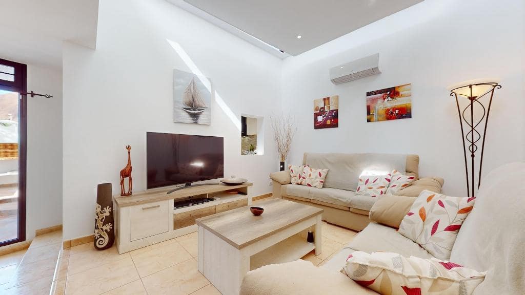 3 Zimmer Villa zu verkaufen in Playa Blanca - 475.000 € (Ref: 9105335)