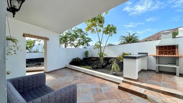 3 Zimmer Villa zu verkaufen in Playa Blanca, Yaiza - 475.000 € (Ref: 9105335)