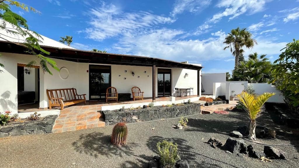 3 Zimmer Villa zu verkaufen in Playa Blanca - 475.000 € (Ref: 9105335)