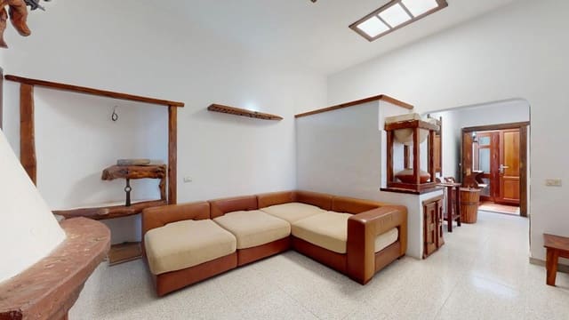 3 soverom Finca/Herregård til salgs i Las Brenas, Yaiza med garasje - € 990 000 (Ref: 9176957)