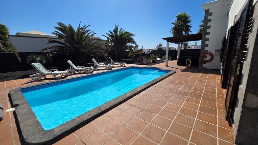 2 soveværelse Villa til salg i Montana Roja med swimmingpool garage - € 465.000 (Ref: 9386543)