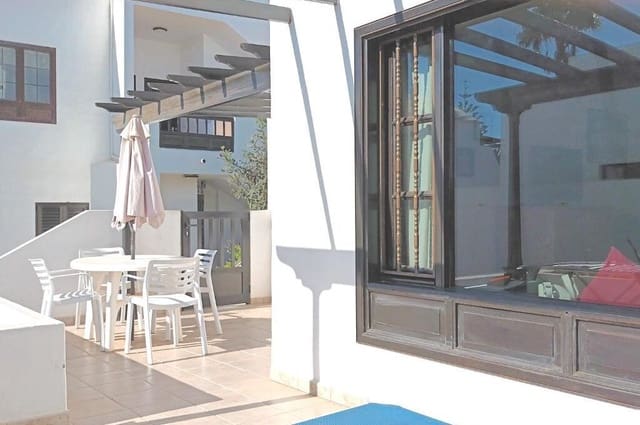 2 slaapkamer Appartement te koop in Costa Teguise, Teguise - € 295.000 (Ref: 9438556)