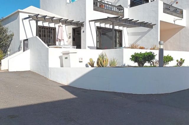 2 slaapkamer Appartement te koop in Costa Teguise, Teguise - € 295.000 (Ref: 9438556)