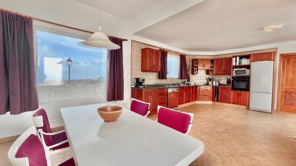 2 bedroom Villa for sale in Las Brenas with pool - € 590,000 (Ref: 9740079)