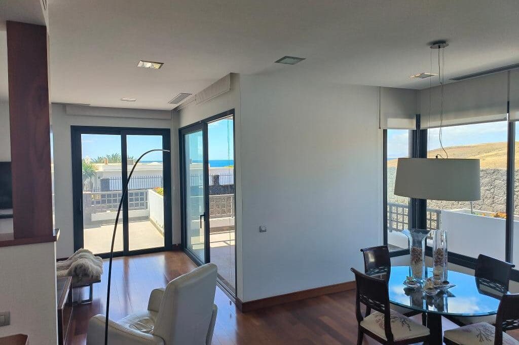 6 slaapkamer Villa te koop in Puerto Calero met zwembad - € 1.800.000 (Ref: 9809787)