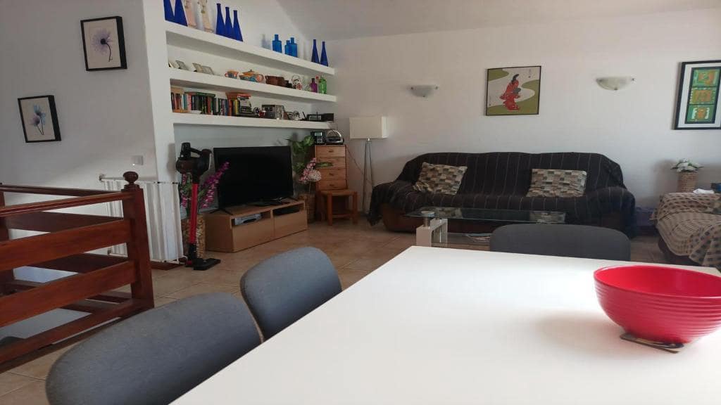 3 quarto Moradia para venda em Costa Teguise com piscina garagem - 495 000 € (Ref: 9989438)