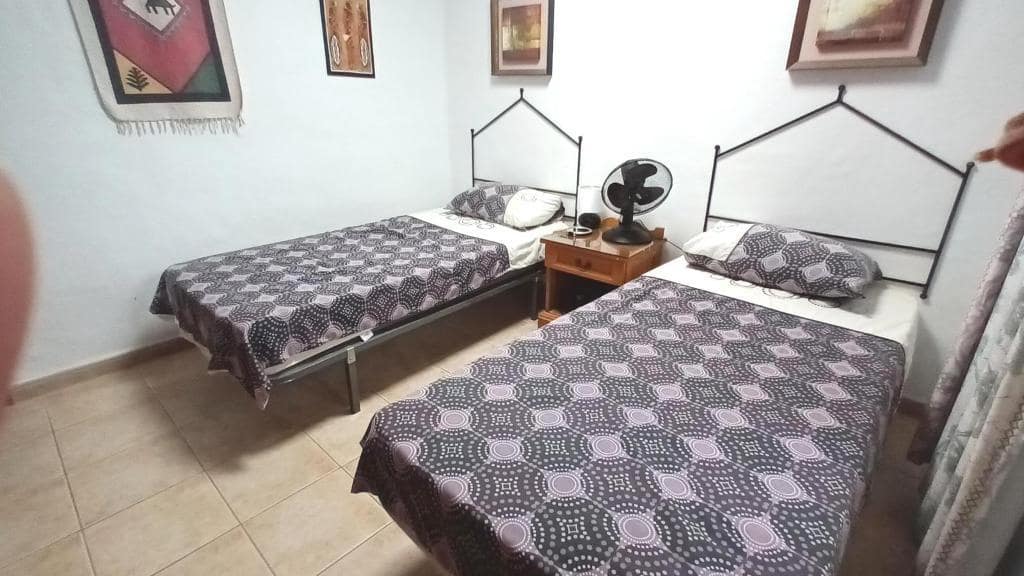 3 quarto Moradia para venda em Costa Teguise com piscina garagem - 495 000 € (Ref: 9989438)