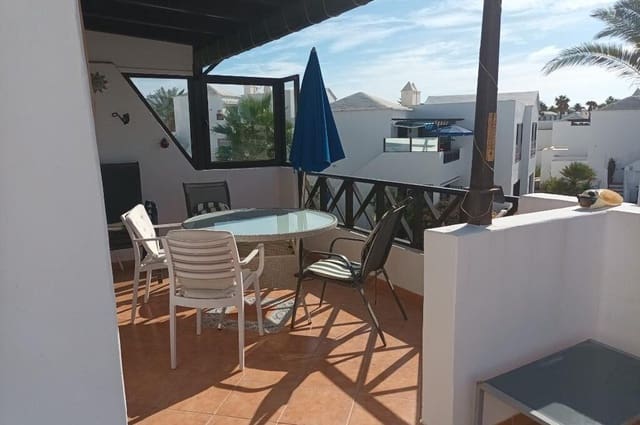 3 soverom Villa til salgs i Costa Teguise, Teguise med svømmebasseng garasje - € 495 000 (Ref: 9989439)