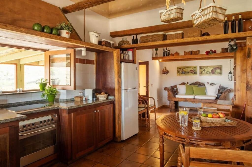 11 slaapkamer Finca/Landhuis te koop in Haria met zwembad - € 2.299.900 (Ref: 9994620)