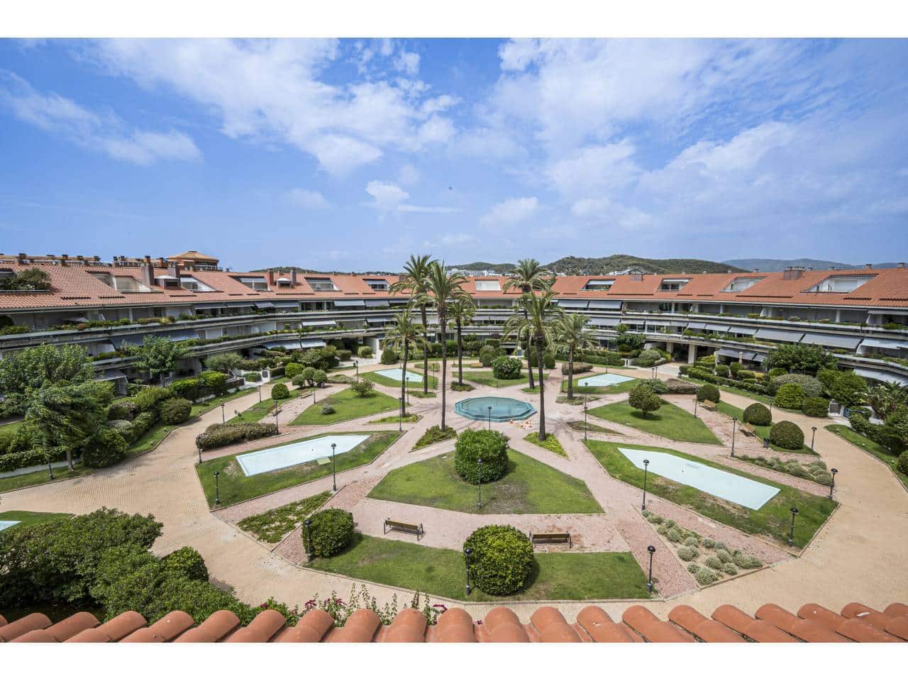 4 bedroom Penthouse for sale in Sitges with pool garage - € 1,490,000 (Ref: 10002495)